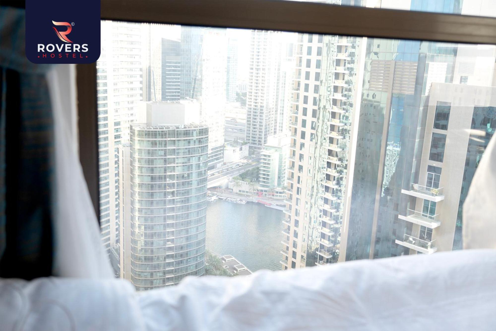 Rovers Beach Jbr Hostel